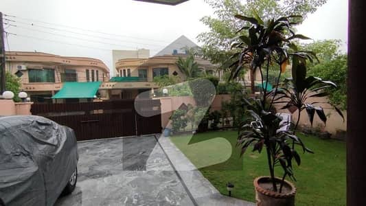 مین