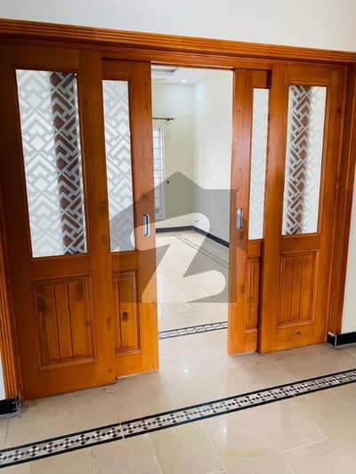 1 Kanal Upper Portion For Rent In G16