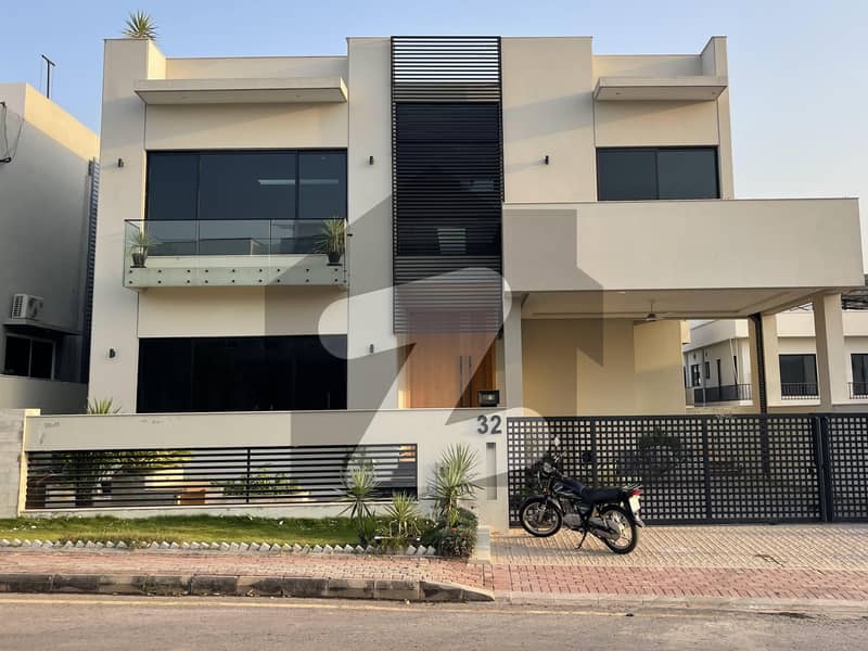1 Kanal Designer House for Sale in Bahria Enclave Islamabad Sector C (Main Boulevard, Margalla Facing) 1 Kanal Designer House for Sale in Bahria Enclave Islamabad Sector C (Main Boulevard, Margalla Facing)