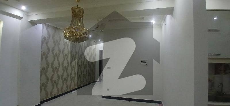 Islamabad Sector E11/4 Makkah Tower Apartment For Rent