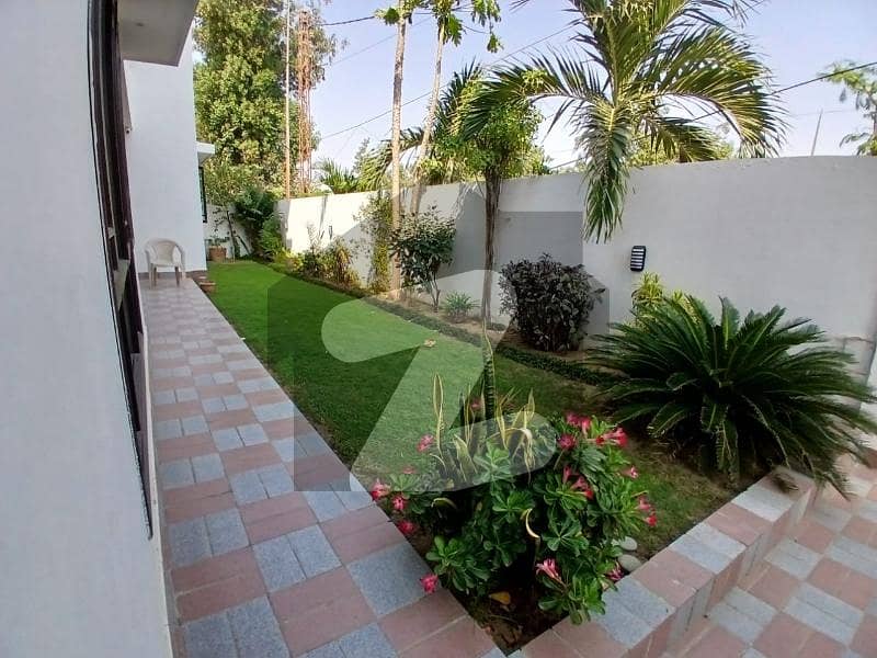 500 Sq Yard Two Unit Architect Designed Fully Furnished House Available For Sale 500 Sq Yard Two Unit Architect Designed Fully Furnished House Available For Sale