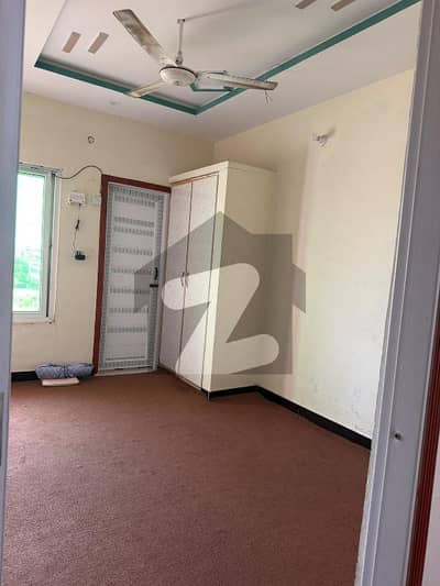 ایچ ۔ 13 اسلام آباد میں 1 مرلہ کمرہ 20.0 ہزار میں کرایہ پر دستیاب ہے۔