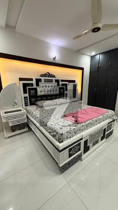 10 Marla Ground Fully Furnished Available For Rent