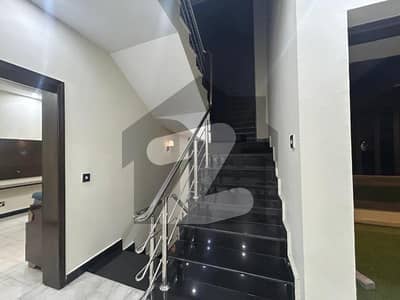 ڈی ایچ اے 9 ٹاؤن ڈیفنس (ڈی ایچ اے),لاہور میں 3 کمروں کا 5 مرلہ مکان 1.9 لاکھ میں کرایہ پر دستیاب ہے۔ ڈی ایچ اے 9 ٹاؤن ڈیفنس (ڈی ایچ اے),لاہور میں 3 کمروں کا 5 مرلہ مکان 1.9 لاکھ میں کرایہ پر دستیاب ہے۔