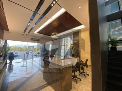 نیو بلیو ایریا اسلام آباد میں 2 مرلہ دفتر 3.75 کروڑ میں برائے فروخت۔