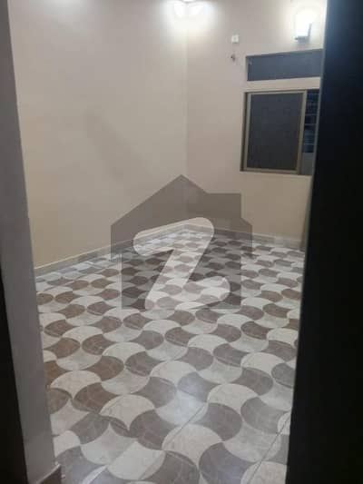 گلستانِِ جوہر ۔ بلاک 4 گلستانِ جوہر,کراچی میں 4 کمروں کا 5 مرلہ مکان 1.0 لاکھ میں کرایہ پر دستیاب ہے۔