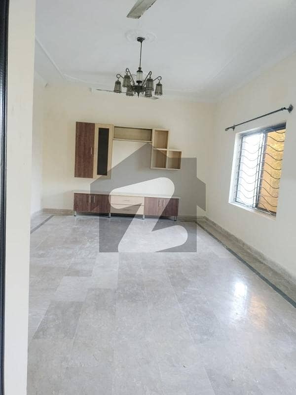 جی ۔ 9 اسلام آباد میں 2 کمروں کا 14 مرلہ بالائی پورشن 85.0 ہزار میں کرایہ پر دستیاب ہے۔ جی ۔ 9 اسلام آباد میں 2 کمروں کا 14 مرلہ بالائی پورشن 85.0 ہزار میں کرایہ پر دستیاب ہے۔