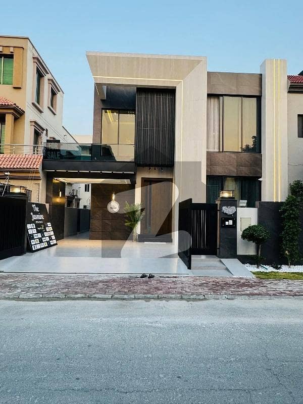 Top City 10 Marla House For Sale