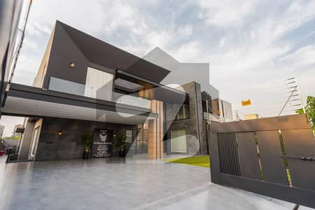 02 KANAL FULL FURNISHED WITH BRAND NEW MODERN BUNGALOW FOR SALE