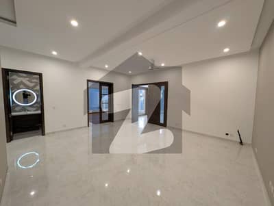 ایف ۔ 6 اسلام آباد میں 5 کمروں کا 18 مرلہ مکان 14.0 لاکھ میں کرایہ پر دستیاب ہے۔