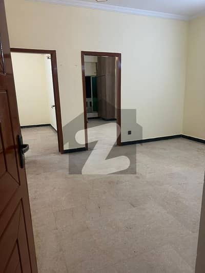 3 Bed Flat Available For Sale 3 Bed Flat Available For Sale