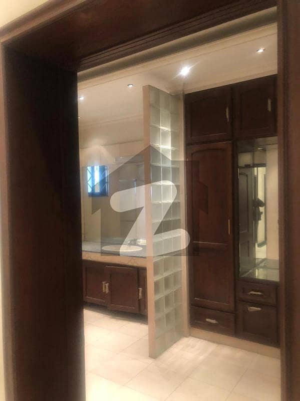 10 Marla House For Sale In Gulberg 5