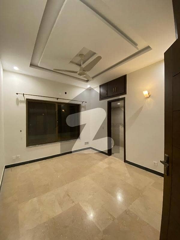 ڈی ۔ 12 اسلام آباد میں 2 کمروں کا 4 مرلہ بالائی پورشن 62.0 ہزار میں کرایہ پر دستیاب ہے۔ ڈی ۔ 12 اسلام آباد میں 2 کمروں کا 4 مرلہ بالائی پورشن 62.0 ہزار میں کرایہ پر دستیاب ہے۔