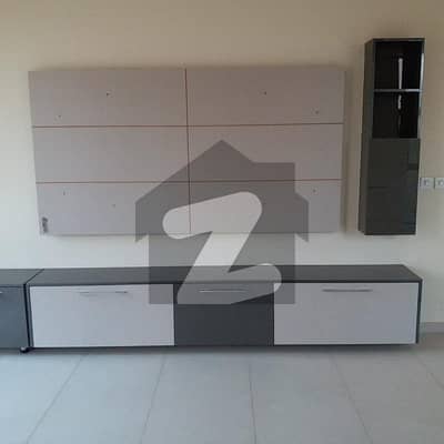 Beautiful Brand New 1 Kanal Designer House Available For Rent