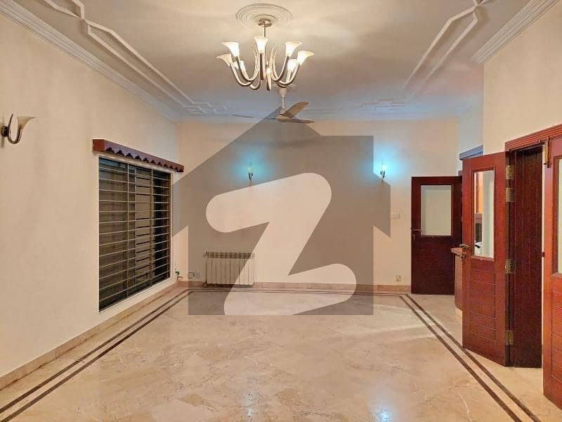 Full House Available For Rent in G11 Full House Available For Rent in G11