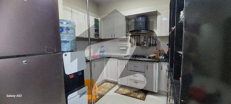 جمشید روڈ کراچی میں 4 کمروں کا 8 مرلہ فلیٹ 2.8 کروڑ میں برائے فروخت۔ جمشید روڈ کراچی میں 4 کمروں کا 8 مرلہ فلیٹ 2.8 کروڑ میں برائے فروخت۔