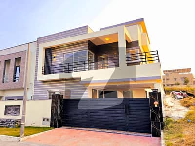 Elegant 10 Marla House At Height Location