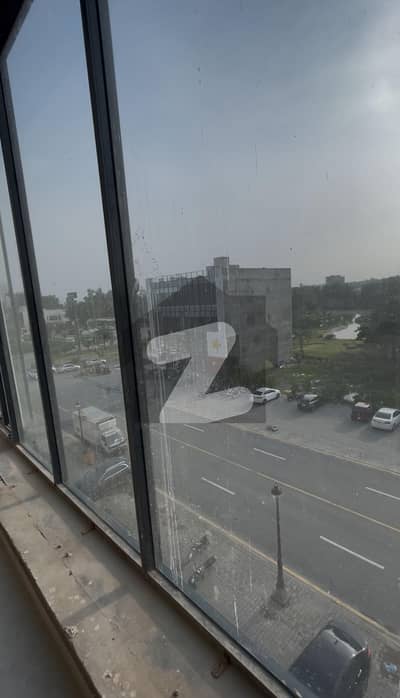 Lake City Business Bay 5 Marla Hall Available