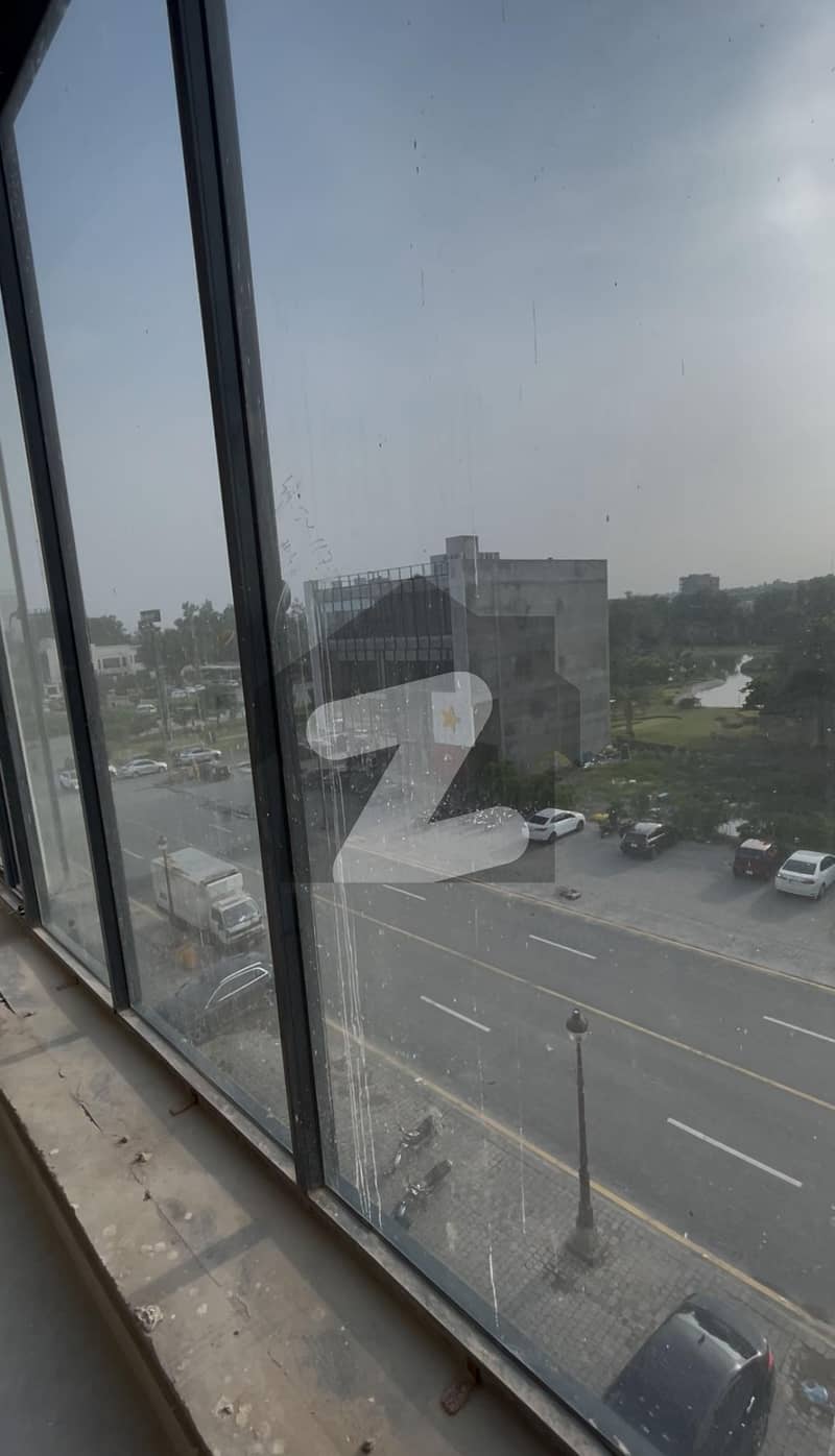 Lake City Business Bay 5 Marla Hall Available Lake City Business Bay 5 Marla Hall Available