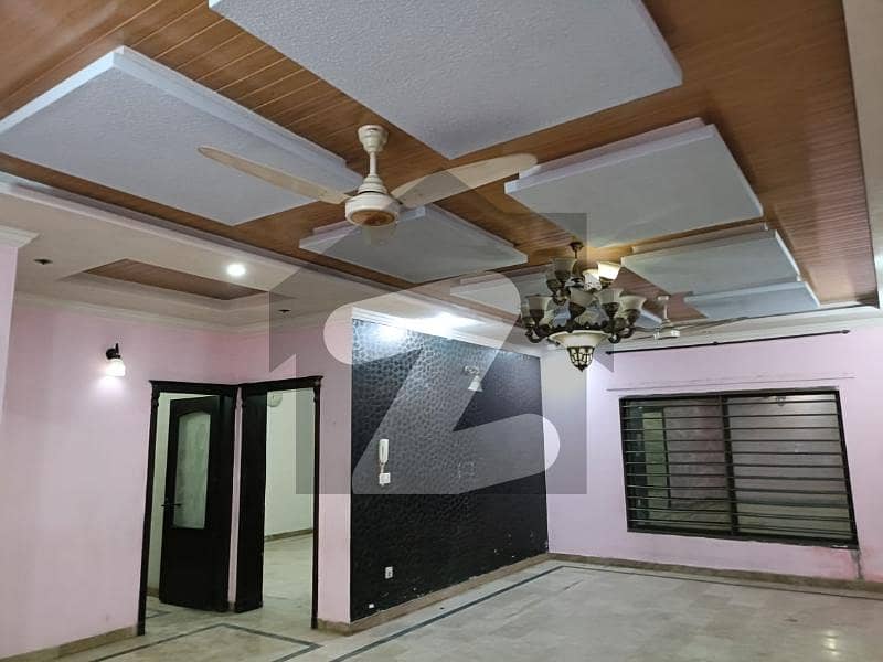 8 Marla Upper Portion Available For Rent 8 Marla Upper Portion Available For Rent