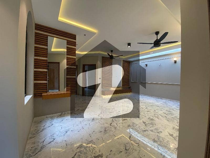 BEAUTIFUL LOCATION BRAND NEW HOUSE FOR SALE BEAUTIFUL LOCATION BRAND NEW HOUSE FOR SALE