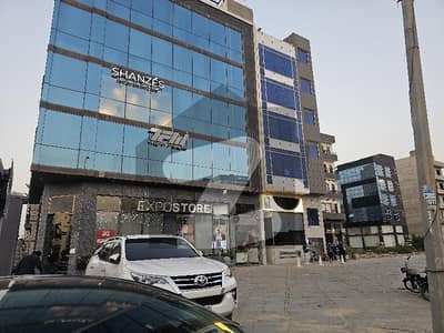 ڈی ایچ اے فیز 8 ڈی ایچ اے ڈیفینس,کراچی میں 8 مرلہ عمارت 30.0 لاکھ میں کرایہ پر دستیاب ہے۔