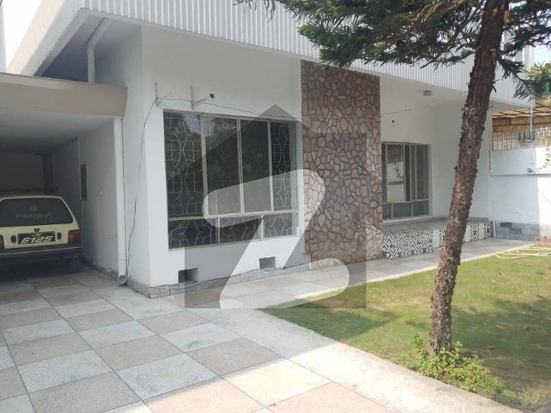 G-9/4 Old House For Sale Investro Price G-9/4 Old House For Sale Investro Price
