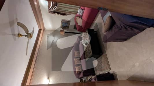 کیولری گراؤنڈ لاہور میں 10 مرلہ مکان 3.7 کروڑ میں برائے فروخت۔ کیولری گراؤنڈ لاہور میں 10 مرلہ مکان 3.7 کروڑ میں برائے فروخت۔