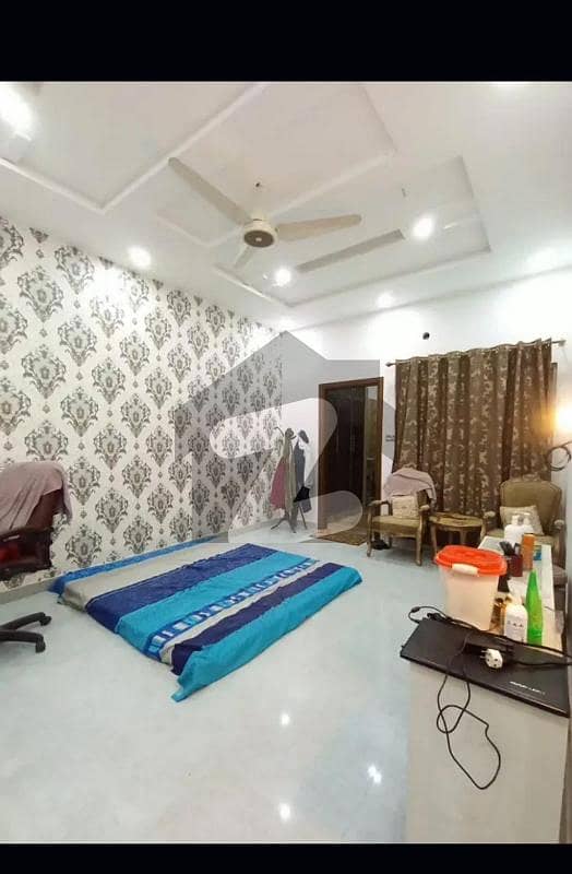 Prime Location Imran Road House Sized 10 Marla Prime Location Imran Road House Sized 10 Marla