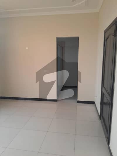 ای ۔ 11/4 ای ۔ 11,اسلام آباد میں 5 کمروں کا 7 مرلہ مکان 5.5 کروڑ میں برائے فروخت۔ ای ۔ 11/4 ای ۔ 11,اسلام آباد میں 5 کمروں کا 7 مرلہ مکان 5.5 کروڑ میں برائے فروخت۔