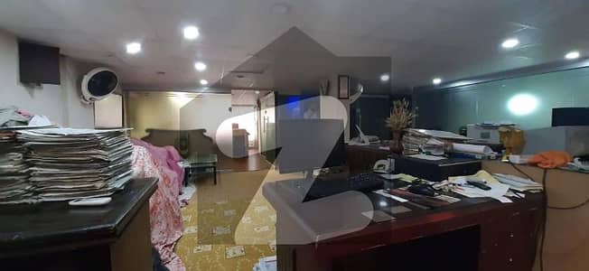 Full Building Of 100yards Available For Sale In Saba Commercial