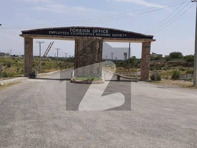 ایف او ای سی ایچ ایس ۔ فارن آفس ایمپلائیز سوسائیٹی اسلام آباد میں 1 کنال رہائشی پلاٹ 1.0 کروڑ میں برائے فروخت۔