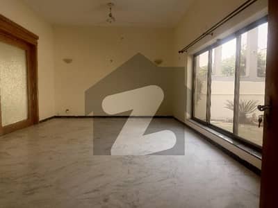 E-11/2 1 Kanal Triple Storey Full House 9 Bedroom