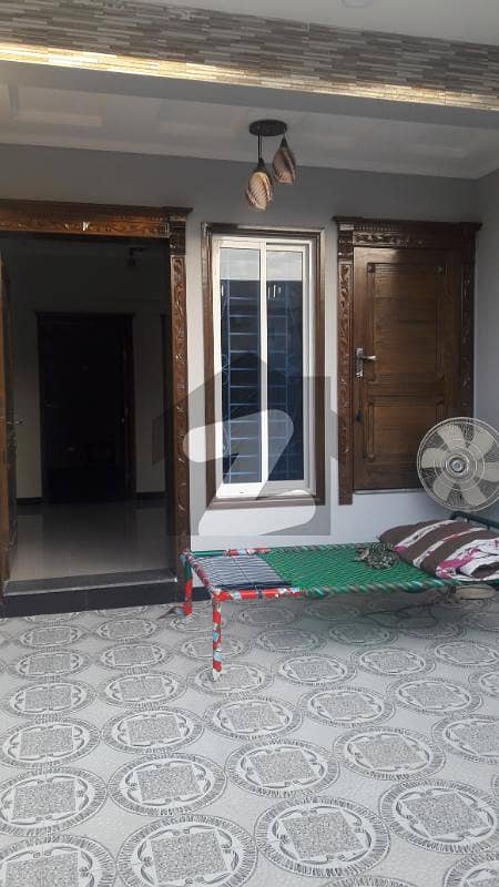 جی ۔ 13 اسلام آباد میں 4 کمروں کا 4 مرلہ مکان 1.1 لاکھ میں کرایہ پر دستیاب ہے۔