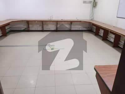 INDEPENDENT TOWNHOUSE FOR RENT WITH BASEMENT INDEPENDENT TOWNHOUSE FOR RENT WITH BASEMENT