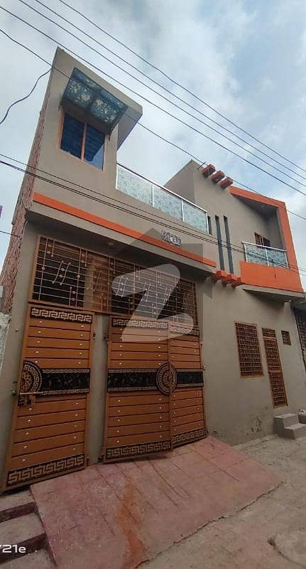 رضا آباد ملتان میں 3 کمروں کا 4 مرلہ مکان 90.0 لاکھ میں برائے فروخت۔