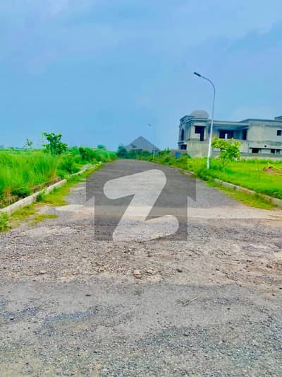 Block H | Size: 7 Marla Developed with Possession Block H | Size: 7 Marla Developed with Possession