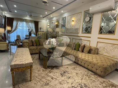 ڈی ایچ اے 9 ٹاؤن ڈیفنس (ڈی ایچ اے),لاہور میں 4 کمروں کا 8 مرلہ مکان 4.3 کروڑ میں برائے فروخت۔ ڈی ایچ اے 9 ٹاؤن ڈیفنس (ڈی ایچ اے),لاہور میں 4 کمروں کا 8 مرلہ مکان 4.3 کروڑ میں برائے فروخت۔