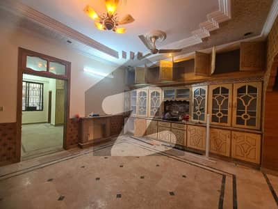 مارگلہ ٹاؤن اسلام آباد میں 3 کمروں کا 9 مرلہ زیریں پورشن 75.0 ہزار میں کرایہ پر دستیاب ہے۔