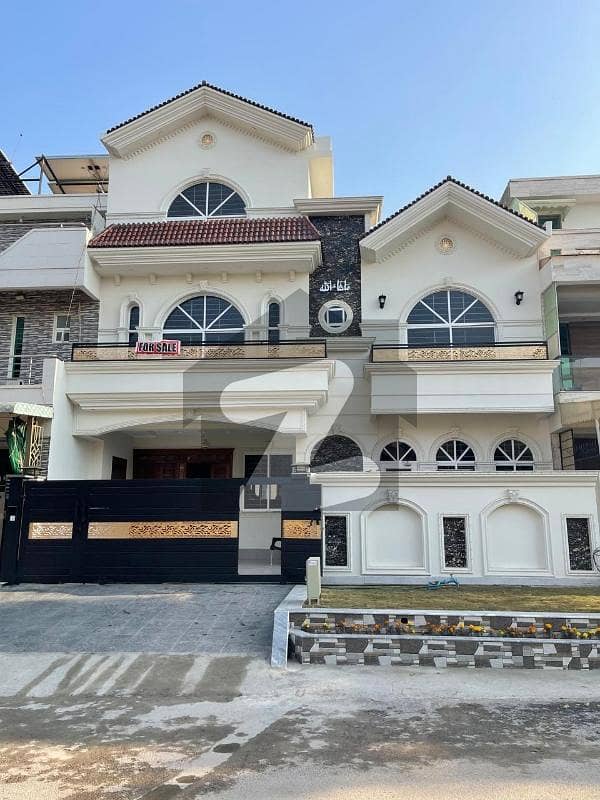 35x70 Ground Portion For Rent In G-13