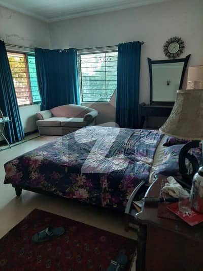 ڈی ایچ اے فیز 3 ڈیفنس (ڈی ایچ اے),لاہور میں 4 کمروں کا 1 کنال مکان 3.5 کروڑ میں برائے فروخت۔ ڈی ایچ اے فیز 3 ڈیفنس (ڈی ایچ اے),لاہور میں 4 کمروں کا 1 کنال مکان 3.5 کروڑ میں برائے فروخت۔