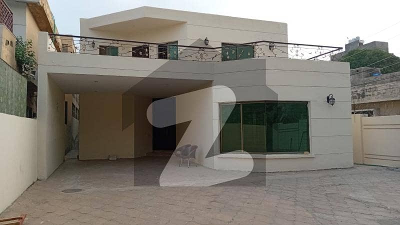 1 Kanal Full house for Rent in Cavalry 1 Kanal Full house for Rent in Cavalry