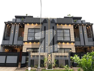 پارک ویو سٹی لاہور میں 4 کمروں کا 5 مرلہ مکان 2.45 کروڑ میں برائے فروخت۔