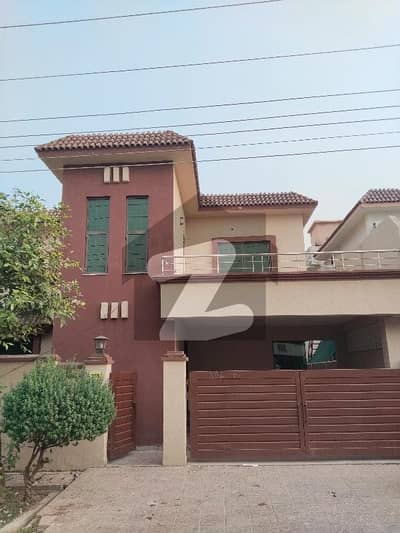 عسکری 11 عسکری,لاہور میں 3 کمروں کا 10 مرلہ مکان 4.35 کروڑ میں برائے فروخت۔ عسکری 11 عسکری,لاہور میں 3 کمروں کا 10 مرلہ مکان 4.35 کروڑ میں برائے فروخت۔