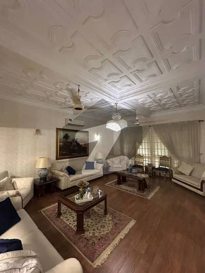 Outclass 600 Yards Bungalow For Sale DHA Phase 1