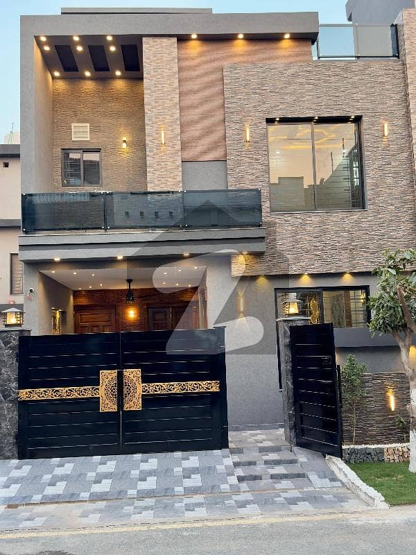 5 Marla Modern House For Sale 5 Marla Modern House For Sale