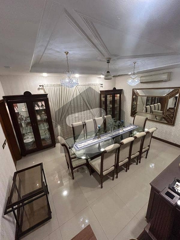 Defence 600 yards bungalow for sale Defence 600 yards bungalow for sale