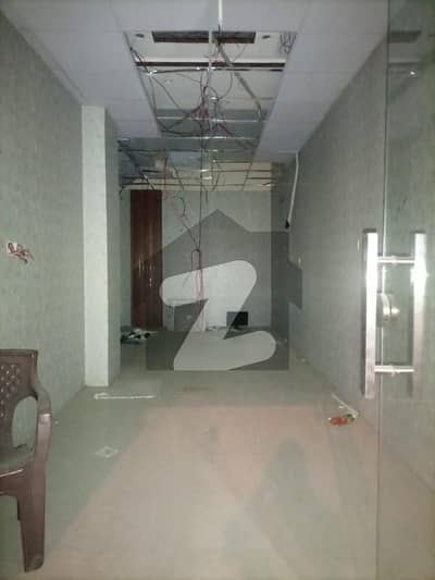 ڈی ایچ اے فیز 1 - بلاک جی فیز 1,ڈیفنس (ڈی ایچ اے),لاہور میں 1 کمرے کا 2 مرلہ دکان 1.3 لاکھ میں کرایہ پر دستیاب ہے۔