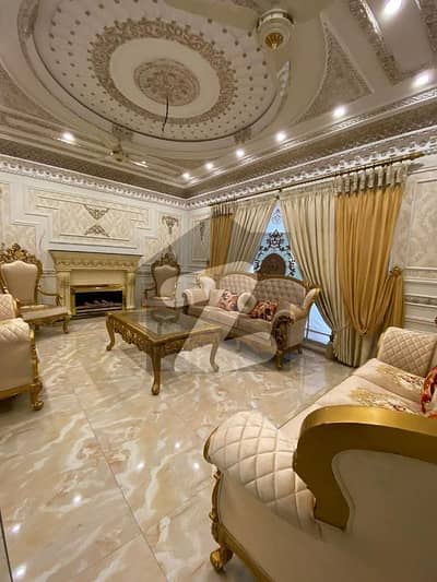 ویلینشیاء ہاؤسنگ سوسائٹی لاہور میں 5 کمروں کا 1 کنال مکان 10.5 کروڑ میں برائے فروخت۔ ویلینشیاء ہاؤسنگ سوسائٹی لاہور میں 5 کمروں کا 1 کنال مکان 10.5 کروڑ میں برائے فروخت۔