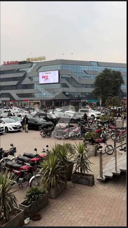 آئی ۔ 8 اسلام آباد میں 4 مرلہ دفتر 3.5 کروڑ میں برائے فروخت۔ آئی ۔ 8 اسلام آباد میں 4 مرلہ دفتر 3.5 کروڑ میں برائے فروخت۔